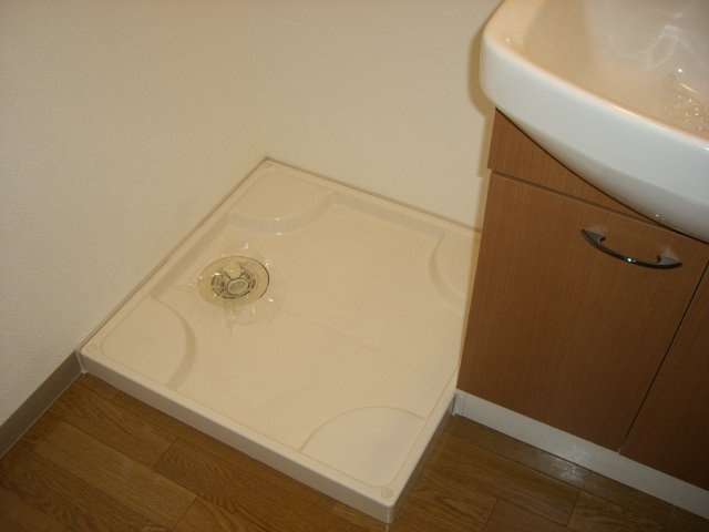メゾンドゥーズのその他|洗濯パン