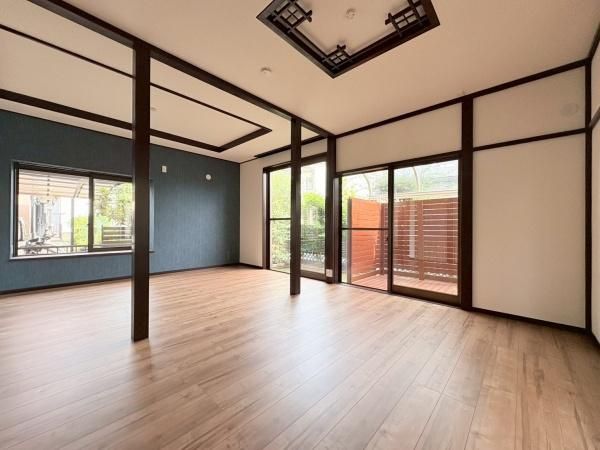 横浜市瀬谷区相沢７丁目の中古一戸建の居間・リビング