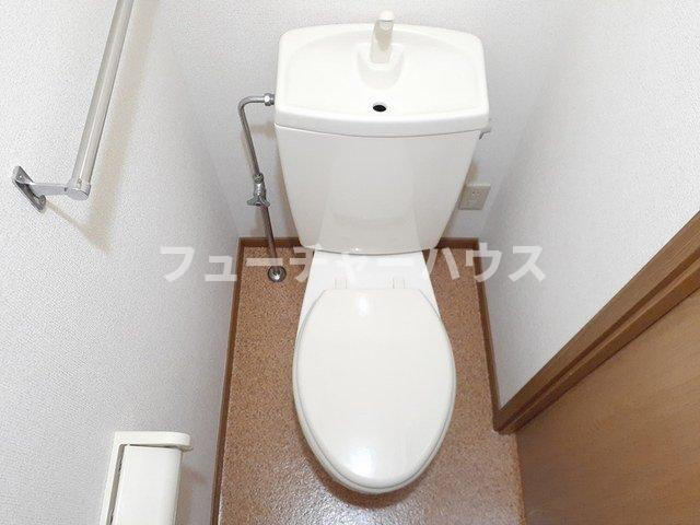 Ｋ’ｓル・クープルⅠのトイレ|落ち着いた色調のトイレです