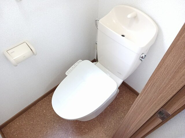 ヴェルカーザⅡのトイレ|トイレもきれいです
