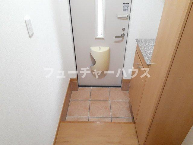リバーコングラッツの玄関|明るい玄関です