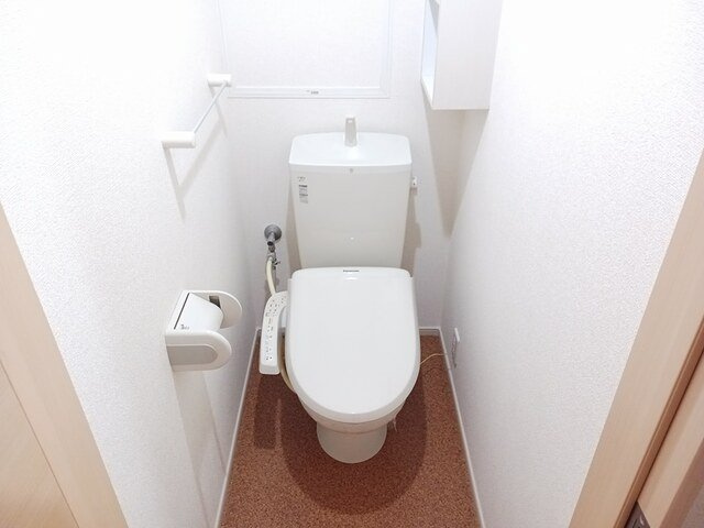 ベル・コリーヌのトイレ|清潔感のあるトイレです