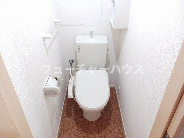 ベル・コリーヌのトイレ|清潔感のあるトイレです