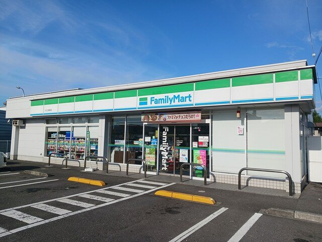 ミニョン　ノンブリル川之江Ａの周辺|ファミリーマート川之江妻鳥店まで616m