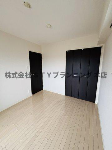 仲介手数料０円！メープルコートの洋室