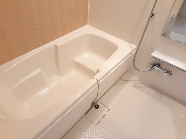ノーブルＢの浴室