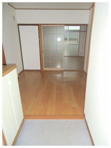 エクレール駿河台Ｂの玄関