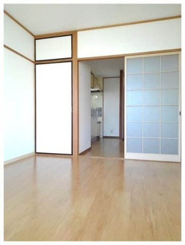エクレール駿河台Ｂの洋室