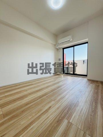 仲介手数料0円！	S-RESIDENCE堀田駅前futurの居間・リビング