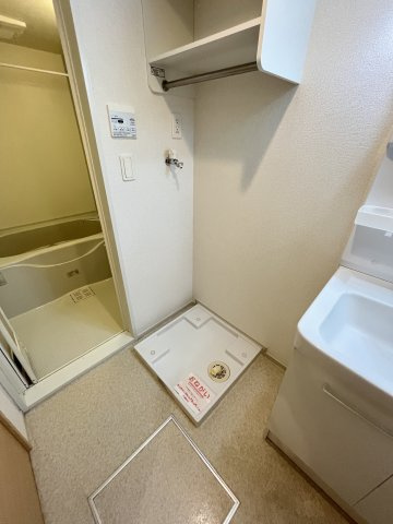 ラルーチェの洗面所