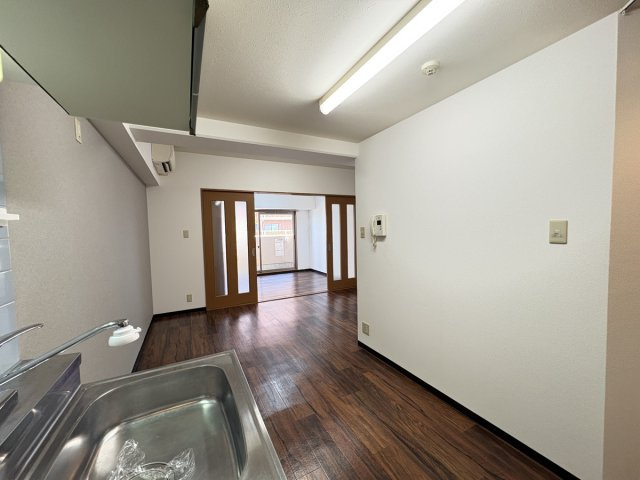 マンションニューヨーク医大東の内装