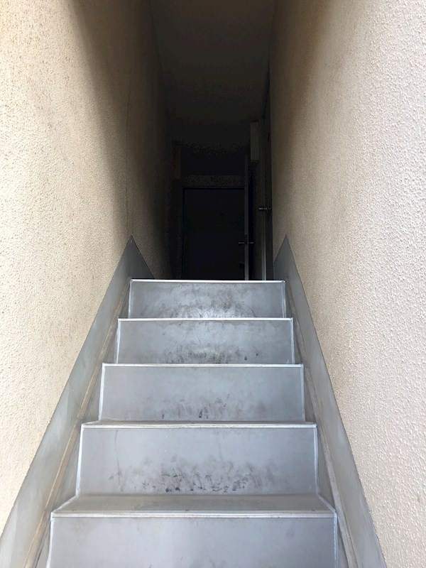 金光コーポの玄関