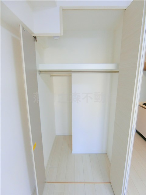 コンフォリア蒲田の収納|奥行ある収納　クローゼット