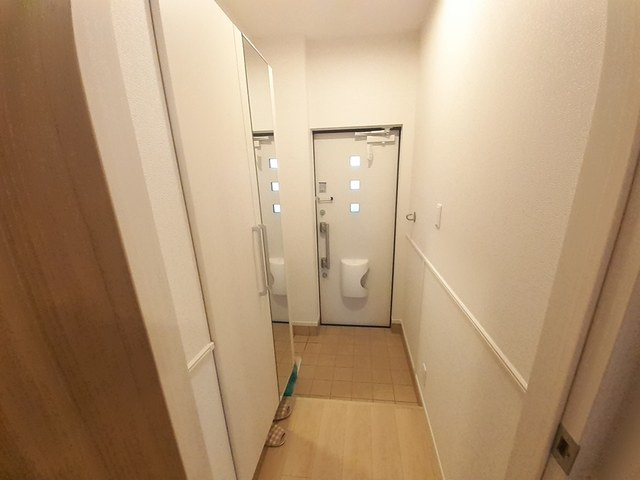 ティーズ　カーサソレアードⅠの玄関