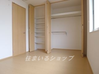 クレエルＫ　Ｃ棟の寝室|クローゼットあり