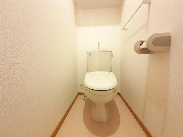 ヴェルサン・アベニュⅡのトイレ