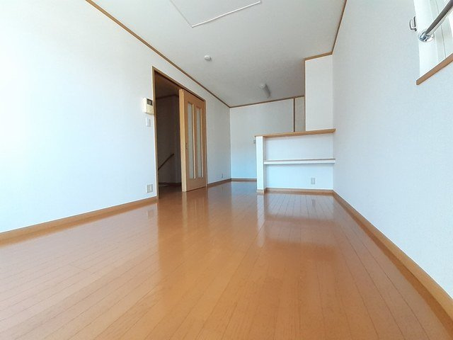 フラットワンＡの居間・リビング