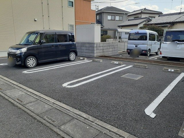 カーサ　フェリーチェの駐車場