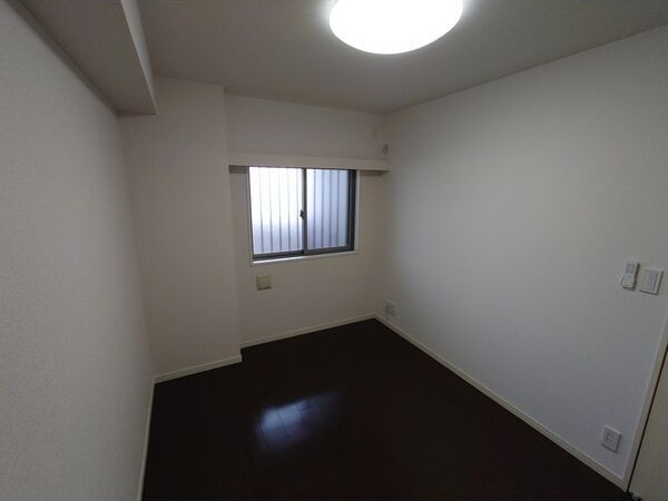 Ambiente 泉の内装