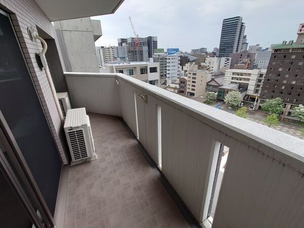 Ambiente 泉のバルコニー