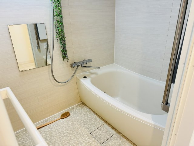ライオンズマンション南大沢の浴室|～のびのびくつろげるバスルーム　１日の締めくくりに癒やしのバスタイムを～