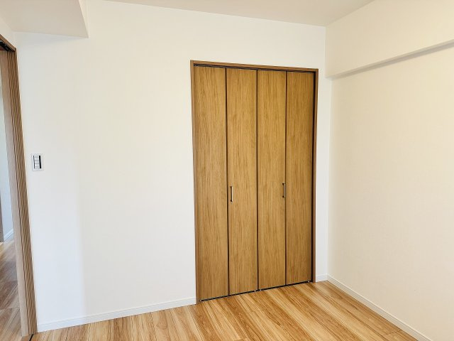 ライオンズマンション南大沢の収納|～収納力の高いクローゼット完備～