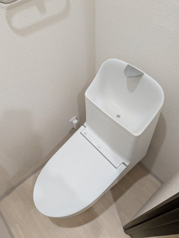 【トイレ】 | アリロッセ船橋 | キレイな個室空間です