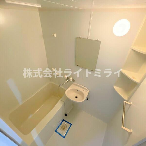 グローウェルス池袋の浴室| 