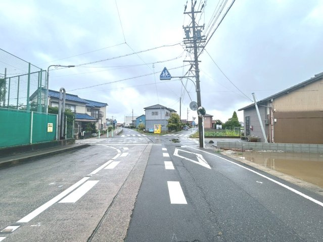 ハートフルタウン　一宮市島村　全1区画分譲の前面道路含む現地写真|「現地（2026年6月26日）撮影」　
■前面道路　
■ヤマダ不動産　株式会社リライフ