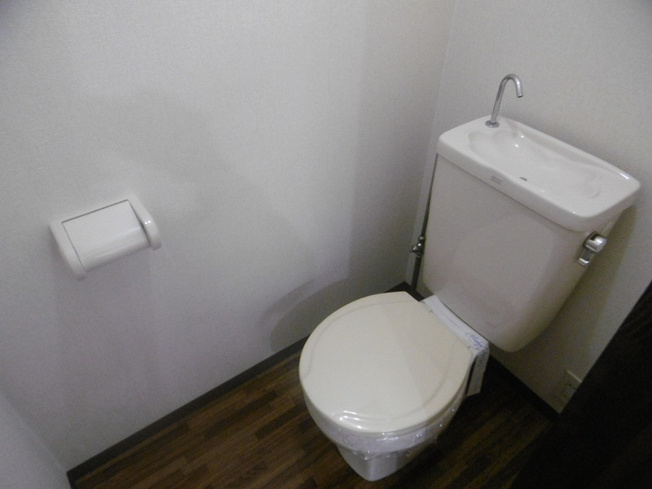 【トイレ】 | ポエム6 | コンパクトで使いやすいトイレです
