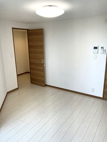 セレーノ村上のその他|洋室