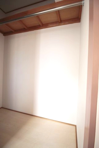 サンハイツ千葉の収納|収納スペース豊富です