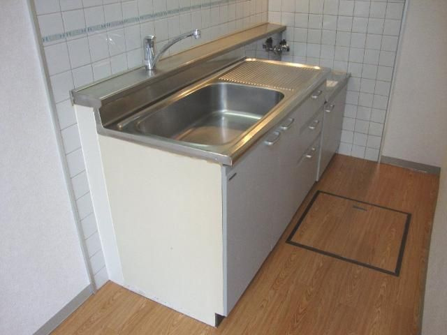 サンビレッヂⅠのキッチン|キッチンです