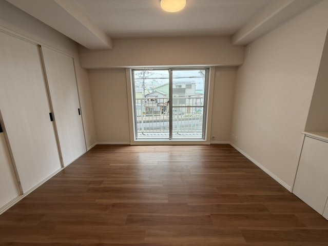 守口ハイライフB棟のダイニング|LDK12.3帖
■物件内覧・資金計画相談・住宅ローン相談、リフォーム相談、お問合せ受付中■
※当日・翌日のご内覧、ご相談はお電話でのお問合せがスムーズです！
