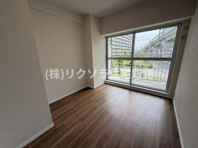 守口ハイライフB棟の子供部屋|洋室4.3帖
■物件内覧・資金計画相談・住宅ローン相談、リフォーム相談、お問合せ受付中■
※当日・翌日のご内覧、ご相談はお電話でのお問合せがスムーズです！