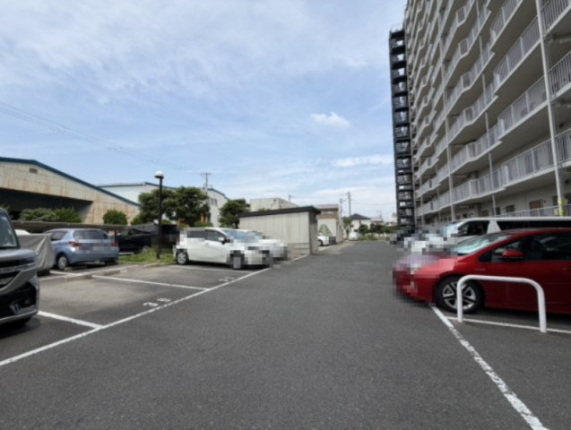 守口ハイライフB棟の駐車場|■物件内覧・資金計画相談・住宅ローン相談、リフォーム相談、お問合せ受付中■
※当日・翌日のご内覧、ご相談はお電話でのお問合せがスムーズです！
