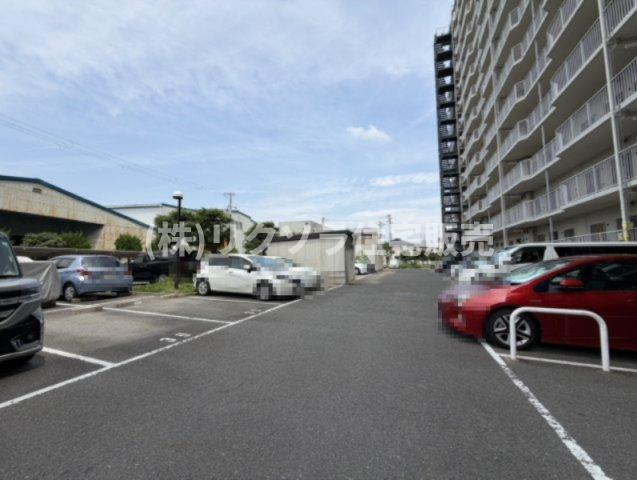 守口ハイライフB棟の駐車場|■物件内覧・資金計画相談・住宅ローン相談、リフォーム相談、お問合せ受付中■
※当日・翌日のご内覧、ご相談はお電話でのお問合せがスムーズです！
