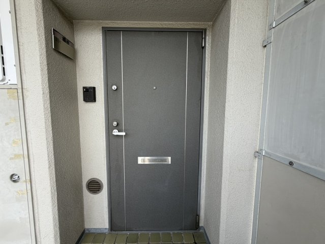 守口ハイライフB棟の玄関|■物件内覧・資金計画相談・住宅ローン相談、リフォーム相談、お問合せ受付中■
※当日・翌日のご内覧、ご相談はお電話でのお問合せがスムーズです！