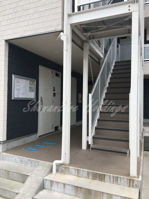 大和市中央３丁目の賃貸マンションのエントランス|毎日通るエントランス♪