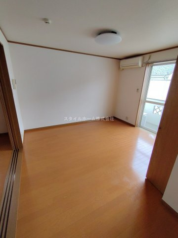 メゾンKの洋室