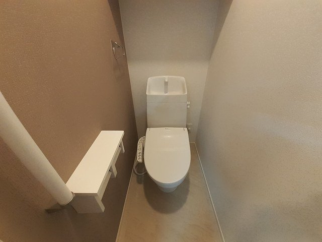 ラッフィナート　ソレイユのトイレ|ゆったりとした空間のトイレです