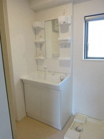 ソラザールＳの洗面所