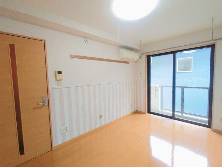 アムールチュラⅡの内装|別部屋参考写真となります