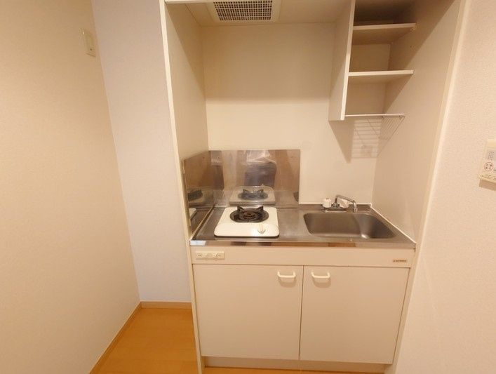 アムールチュラⅡのキッチン|別部屋参考写真となります