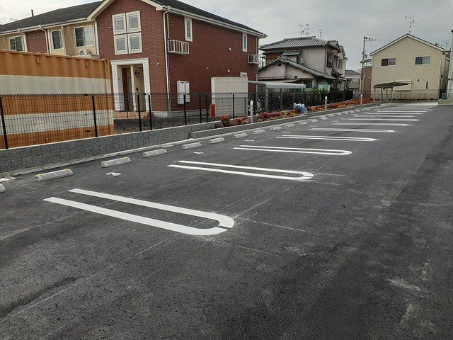 【駐車場】 | ソレイユ　メゾン　Ⅱ | 車をお持ちの方に嬉しい駐車場付きの物件です
