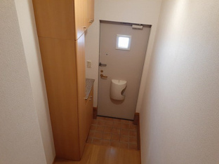 明るい玄関です