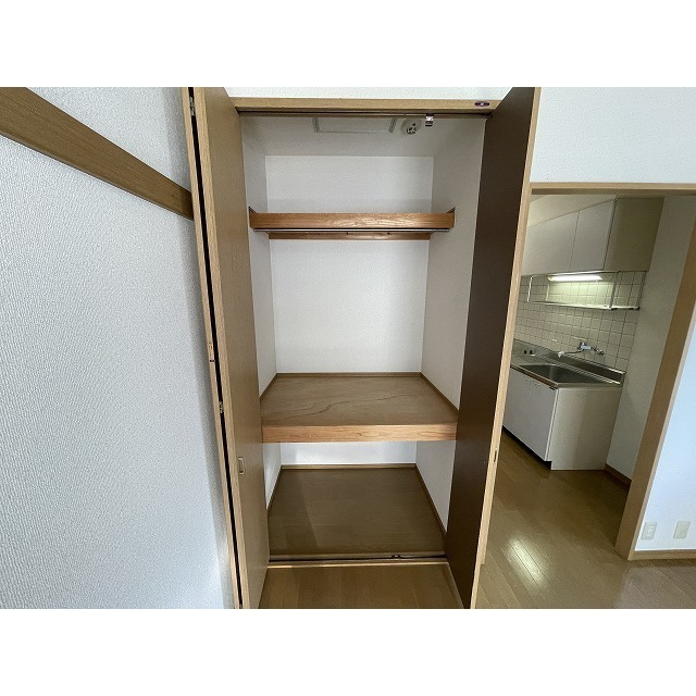 洋室収納