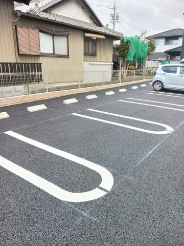 サニー　ヴィラＢの駐車場