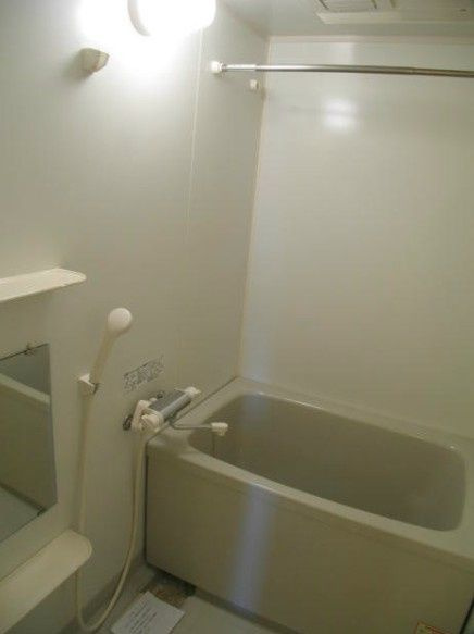 チェリッシュハイムの浴室|※同建物別部屋参考写真