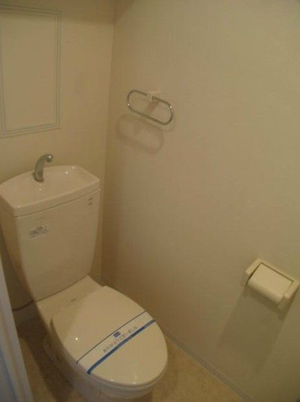 チェリッシュハイムのトイレ|※同建物別部屋参考写真